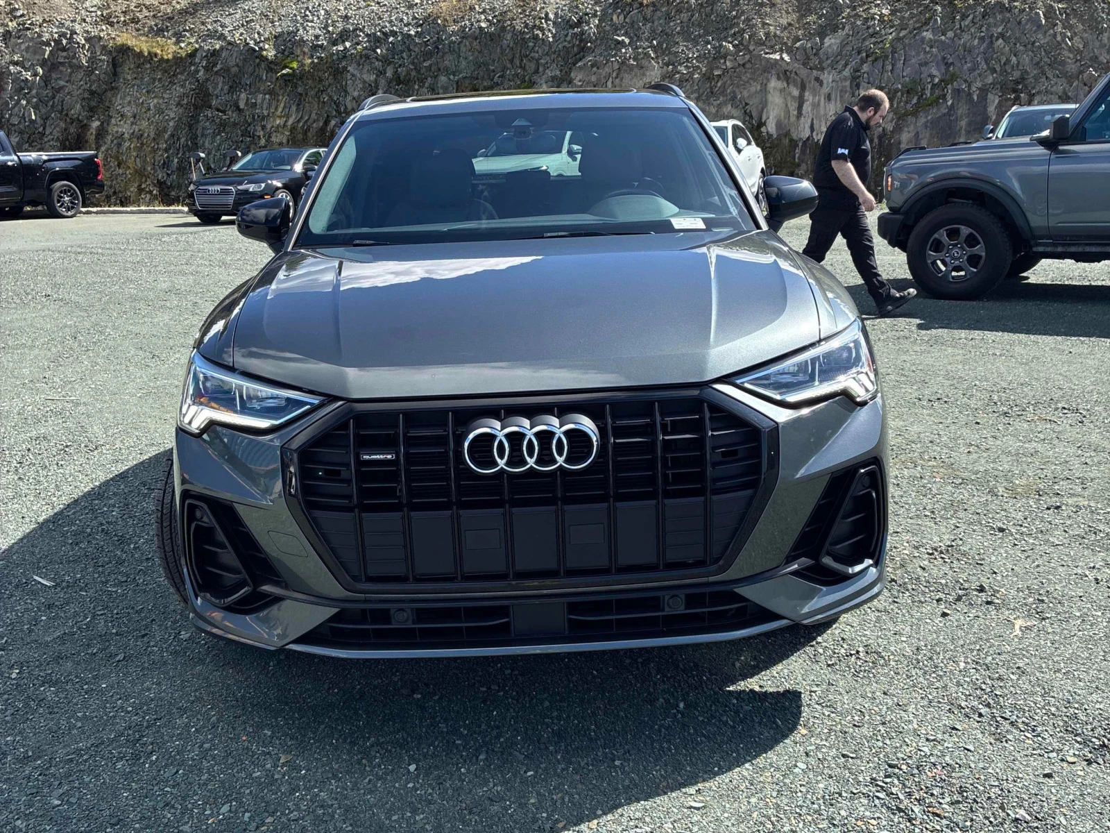 Audi Q3 * Progressiv * CARFAX * ОПЦИЯ ЗА ФИНАНСИРАНЕ, снимка 6 - Автомобили и джипове - 56087009