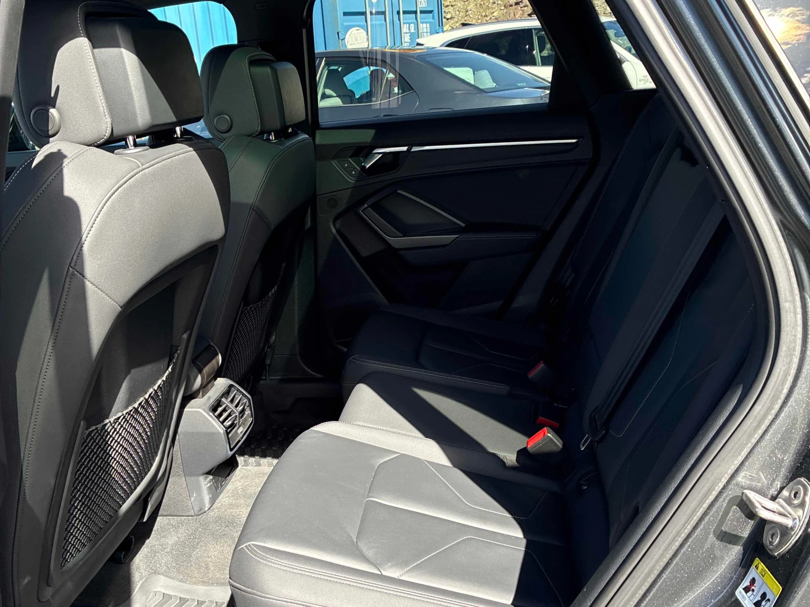 Audi Q3 * Progressiv * CARFAX * ОПЦИЯ ЗА ФИНАНСИРАНЕ, снимка 13 - Автомобили и джипове - 56087009