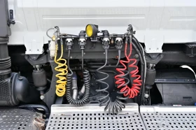 Iveco S-Way 440S51T Ретардер, гуми 90%, снимка 8