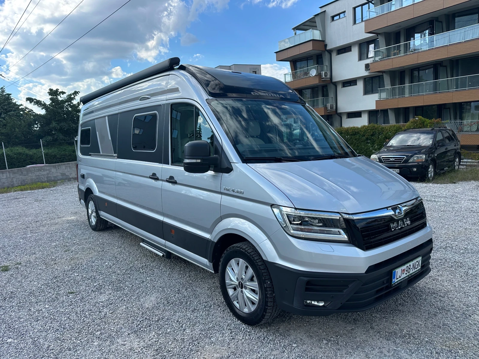 Кемпер Adria MAN , снимка 3 - Каравани и кемпери - 54973483
