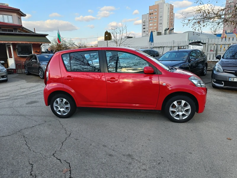 Daihatsu Sirion 1.0 BARTER 60, снимка 4 - Автомобили и джипове - 49347352