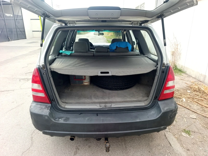 Subaru Forester 2004, снимка 3 - Автомобили и джипове - 52160968