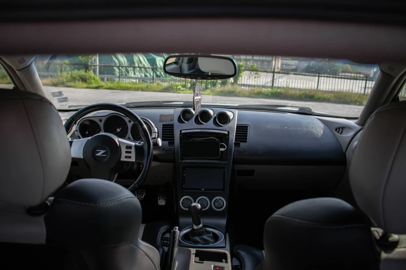 Nissan 350z, снимка 8 - Автомобили и джипове - 52389528