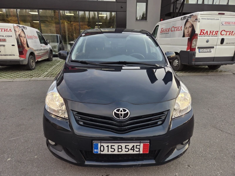 Toyota Verso 2, 2 tdi 126 hp, снимка 2 - Автомобили и джипове - 52710349