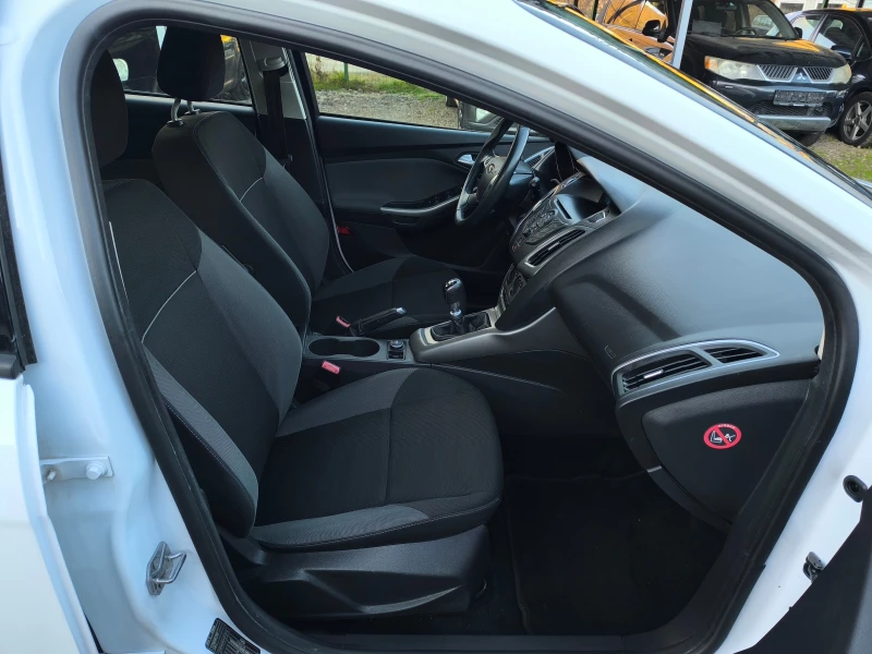 Ford Focus FACE LIFT-1.6TDCI-95кс-6 скорости-КЛИМАТИК-EURO 5a, снимка 15 - Автомобили и джипове - 53001222