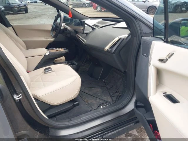 BMW iX XDRIVE50| DSITRONIC| LASER| HUD| HARMAN, снимка 9 - Автомобили и джипове - 55625581