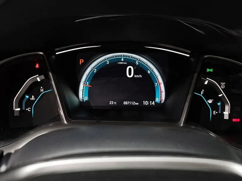 Honda Civic 2.0 10Th Generation, снимка 8 - Автомобили и джипове - 55843190