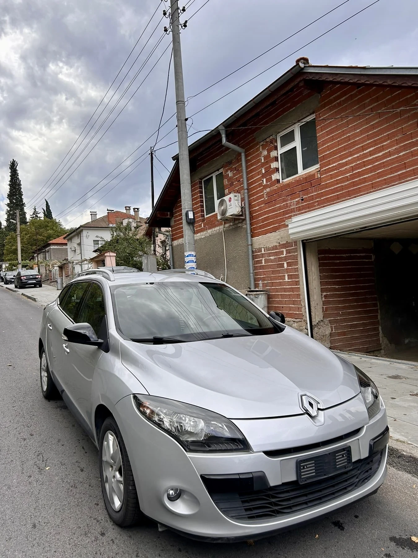 Renault Megane 1.5DTCi Euro 5 - изображение 3