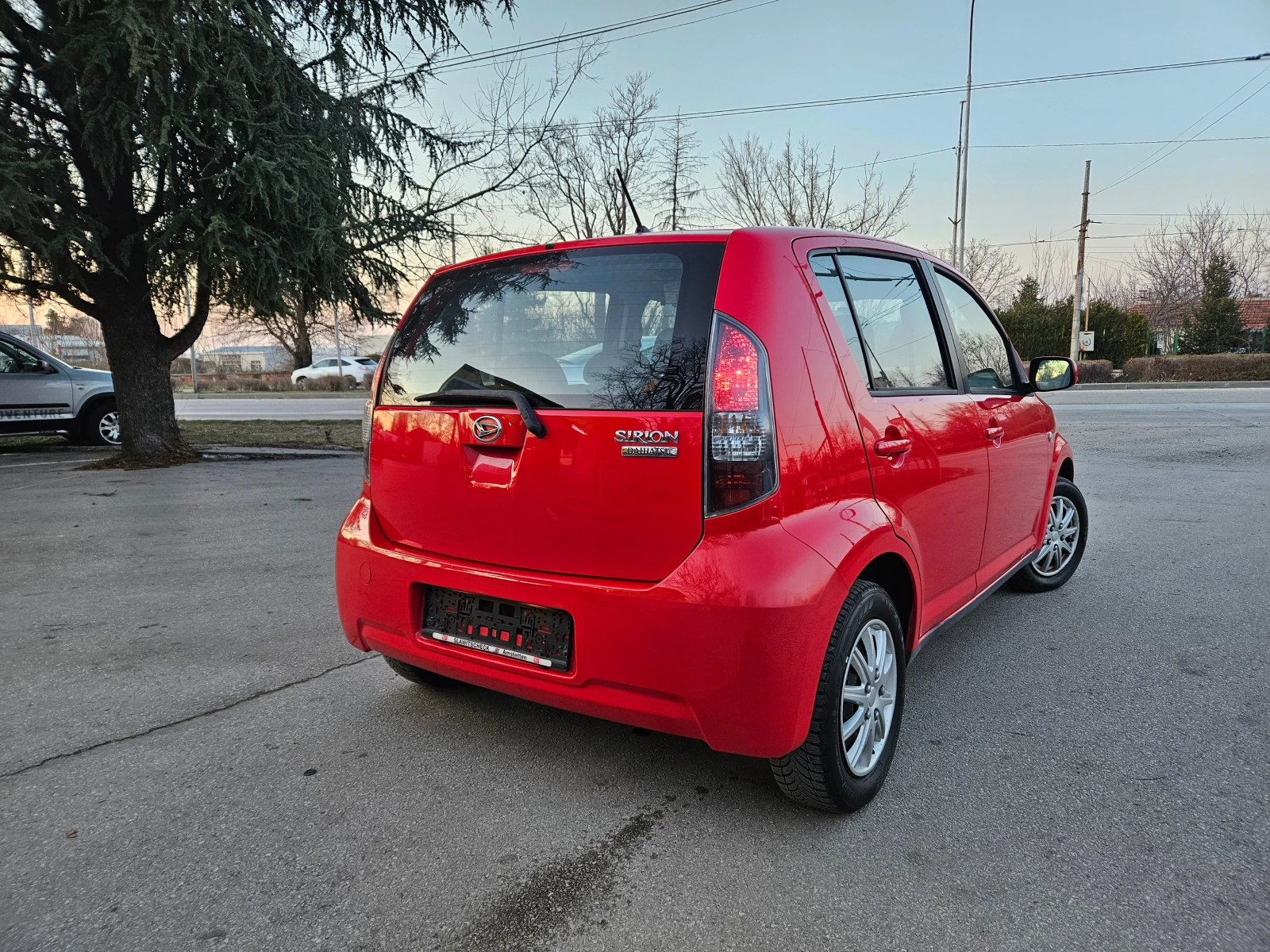 Daihatsu Sirion 1.0, 70к.с., верига! - изображение 5