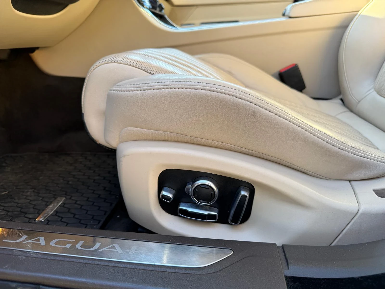 Jaguar Xf  - изображение 9