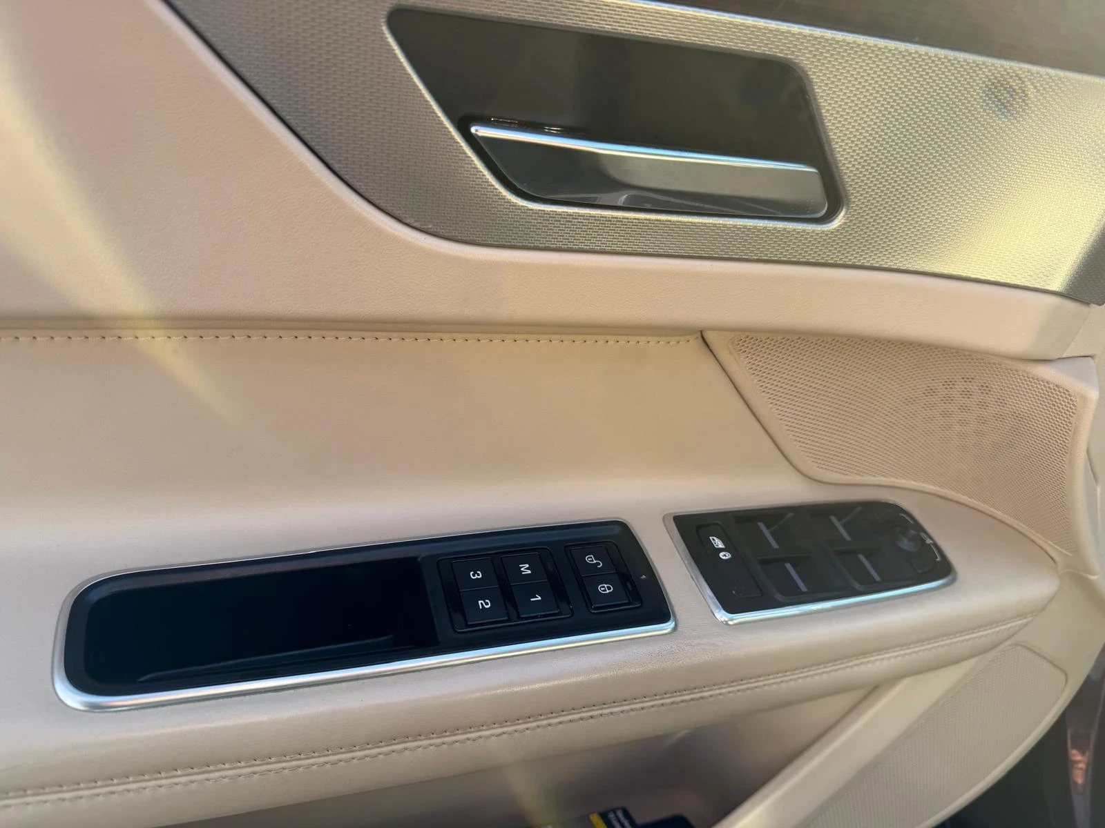 Jaguar Xf  - изображение 8