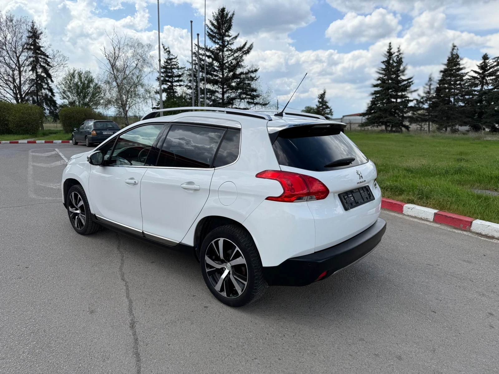 Peugeot 2008 1.6hdi Allure evro 5B - изображение 3
