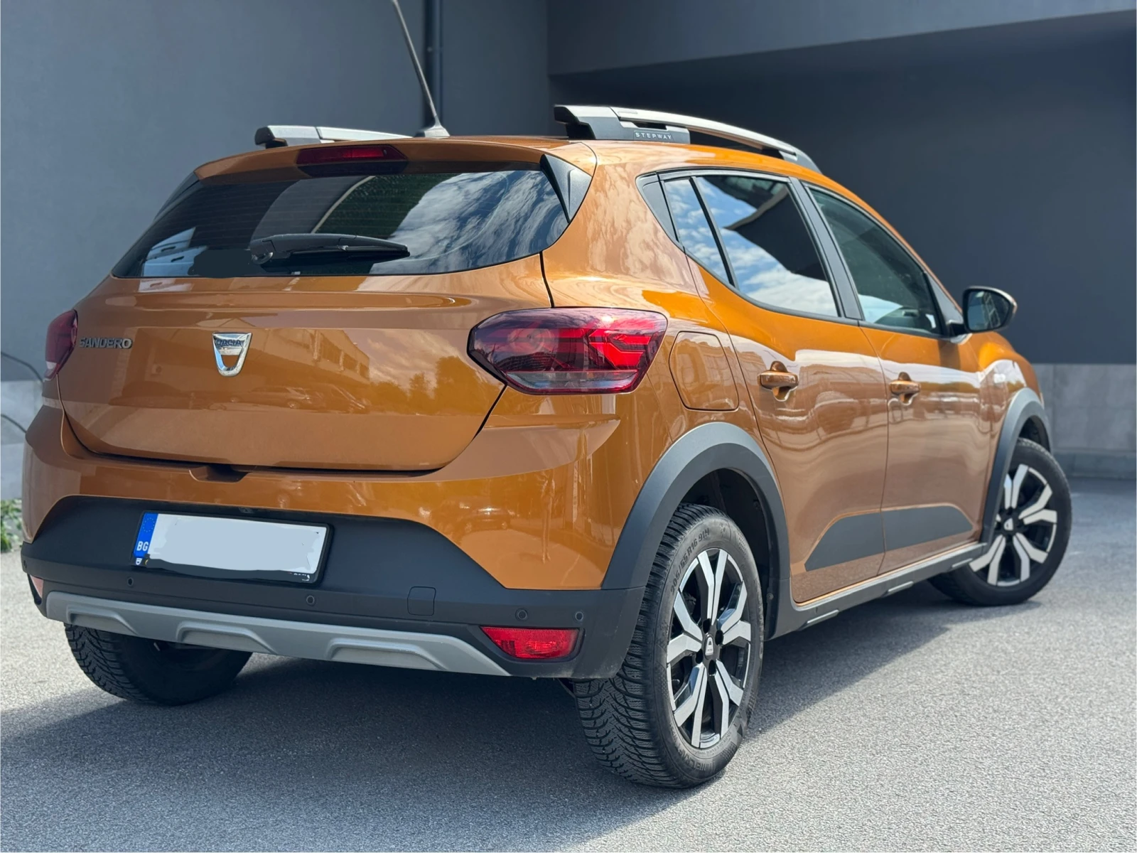 Dacia Sandero STEPWAY ГАЗ-БЕНЗИН // Върнат от лизинг - изображение 3