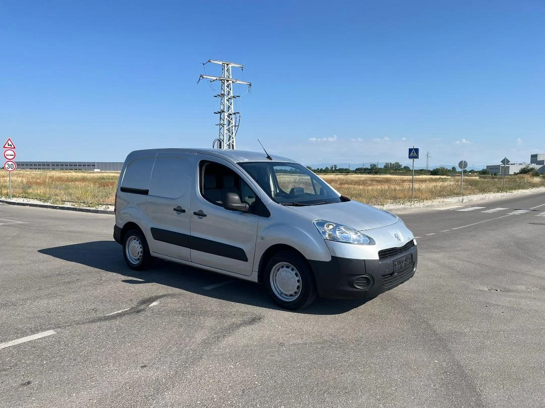 Peugeot Partner N1 ФЕЙС 1.6HDi 90KC ЕВРО 5В КЛИМА НАВИ ПЕРФЕКТЕН - изображение 9