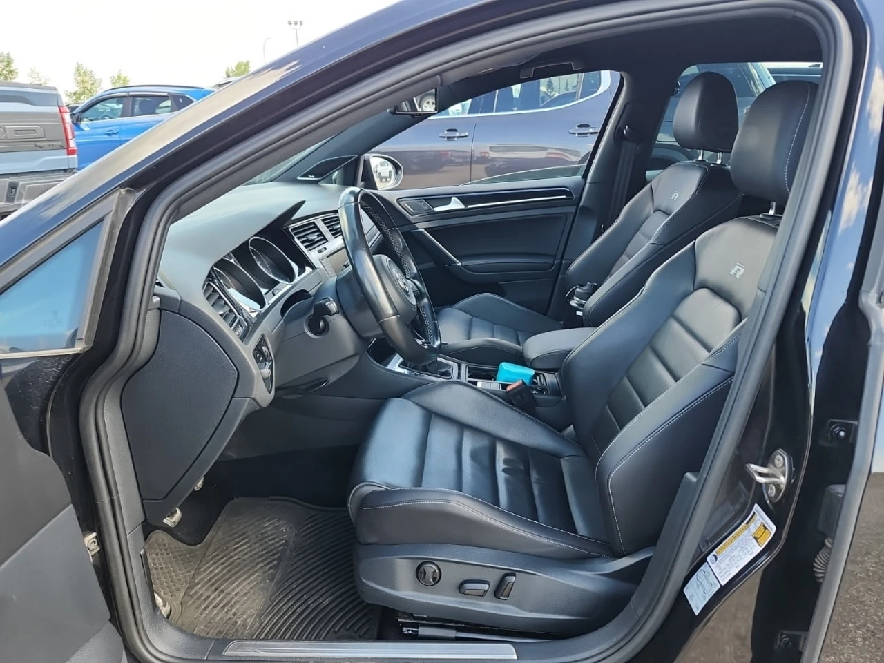 VW Golf * CARFAX * АВТО КРЕДИТ * ЦЕНА ДО БГ! - изображение 5