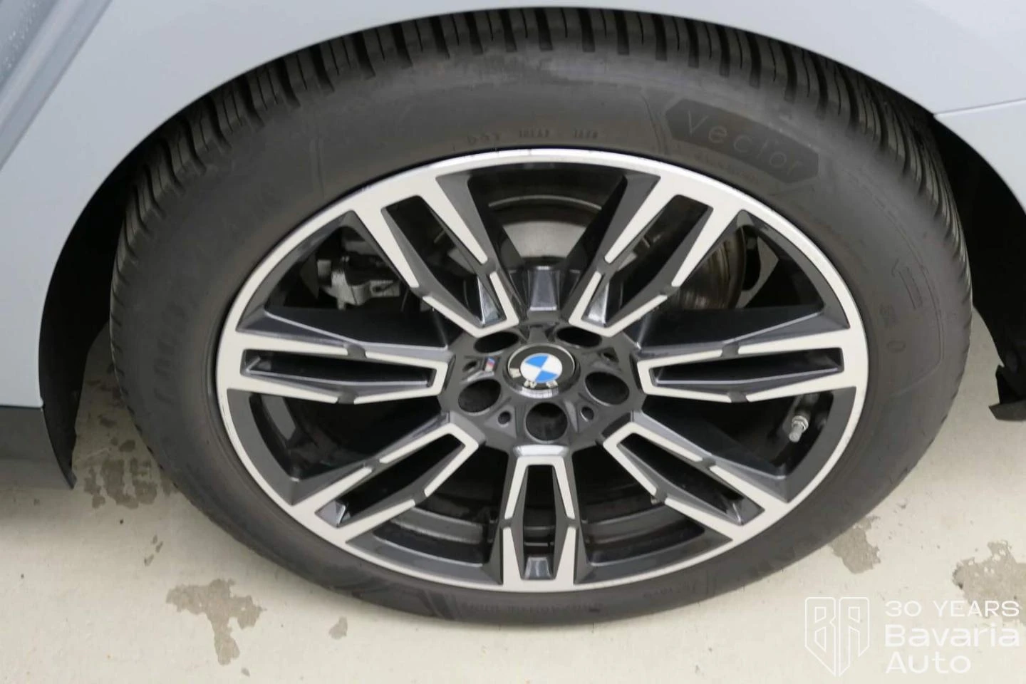 BMW 520 d xDrive Touring M Sport Paket Steptronic | Mobile.bg   13