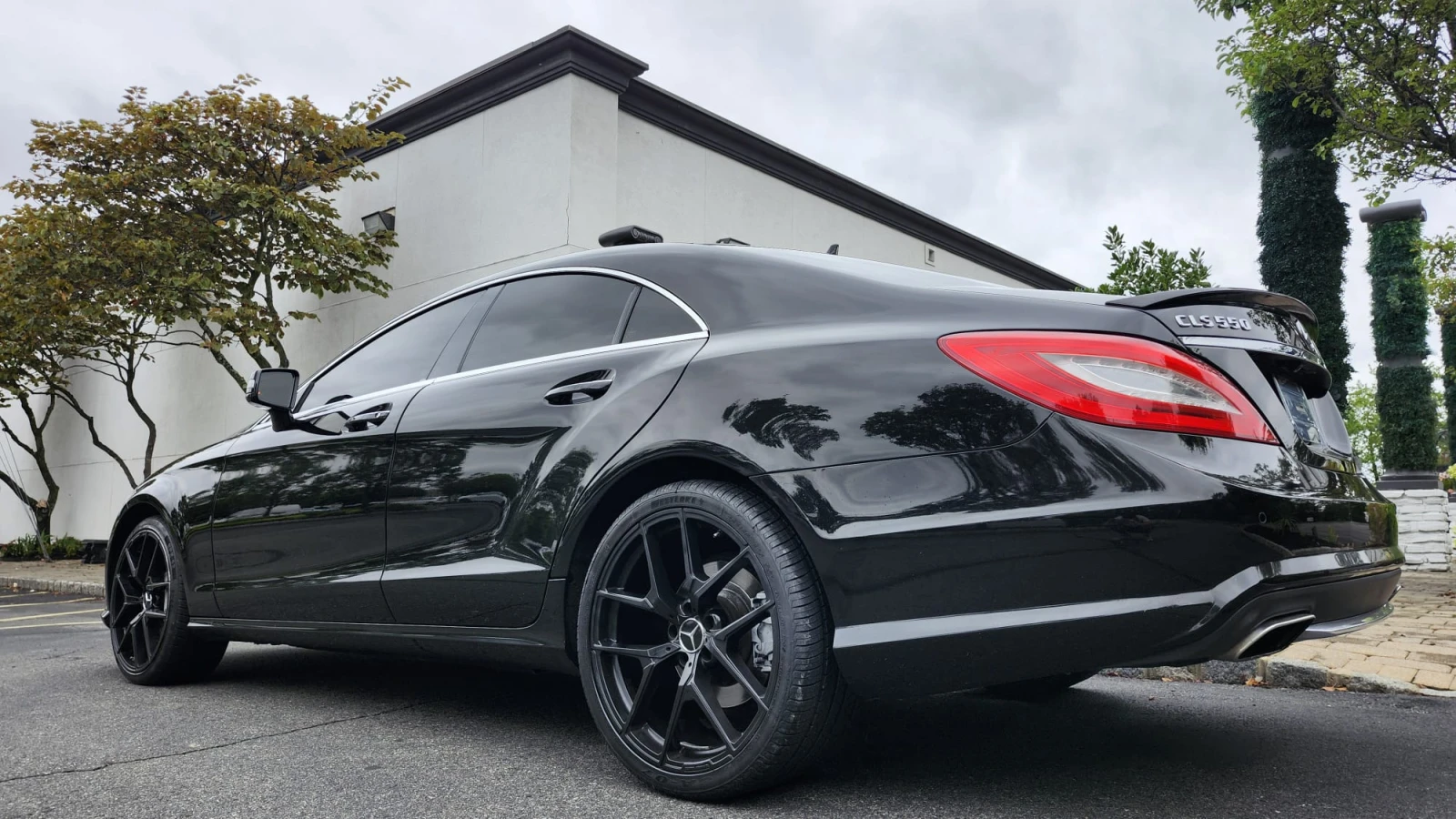 Mercedes-Benz CLS 550 * CARFAX * БЕЗ ПЪРВОНАЧАЛНА ВНОСКА - изображение 3