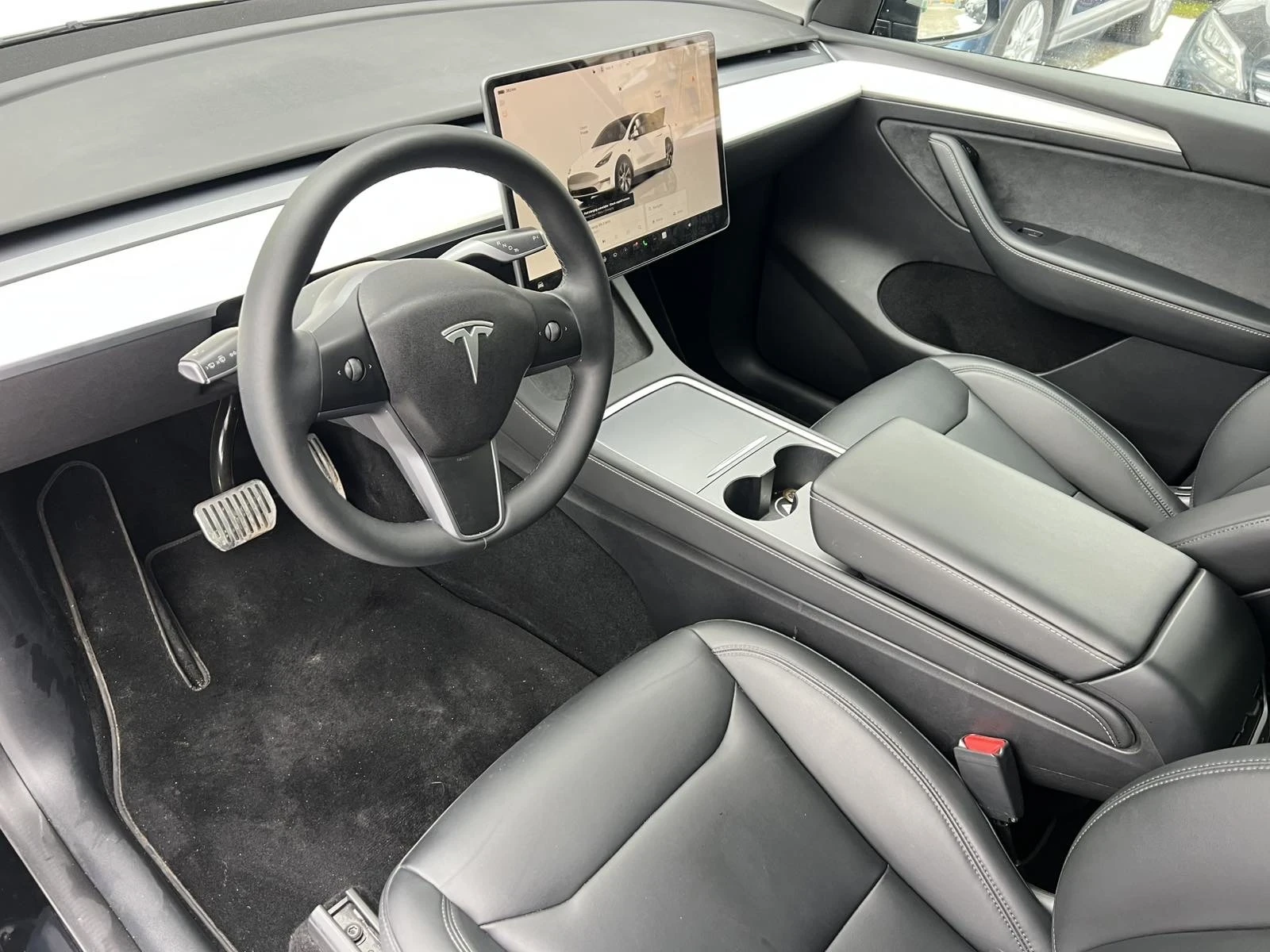 Tesla Model Y LFP ��������� �������� | Mobile.bg � ����������� 13