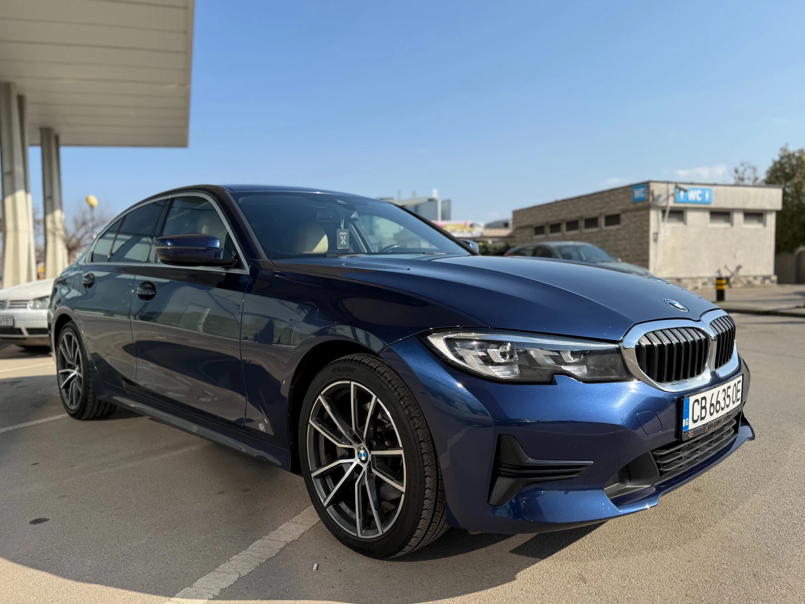 BMW 330 6 МЕСЕЦА ГАРАНЦИЯ/258к.с. Кожа/Камера, снимка 6 - Автомобили и джипове - 53864704