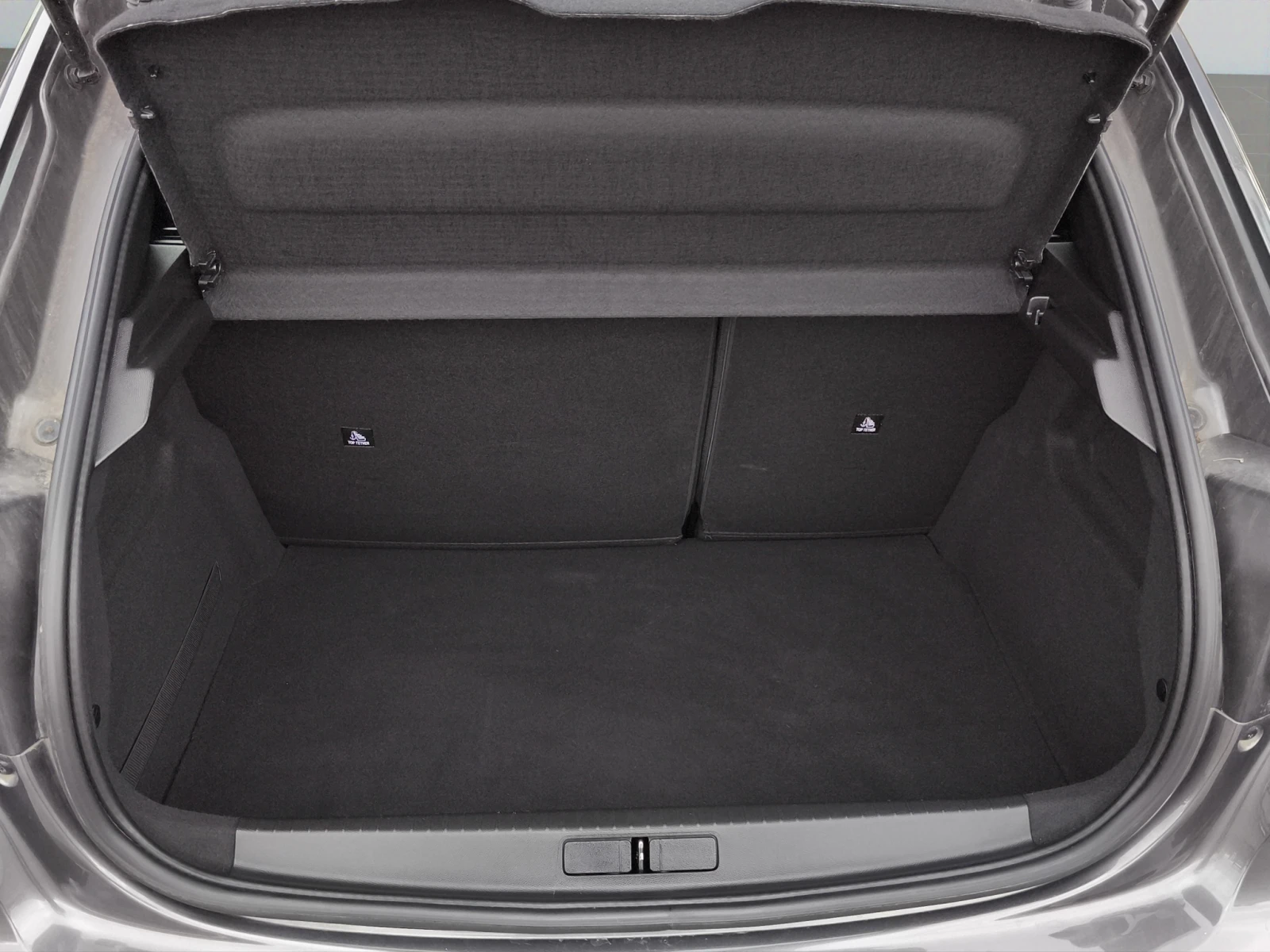 Peugeot 208 ACTIVE PACK 1.2 PureTech 100 EAT8 E6 // 2311R01, снимка 14 - Автомобили и джипове - 54016859