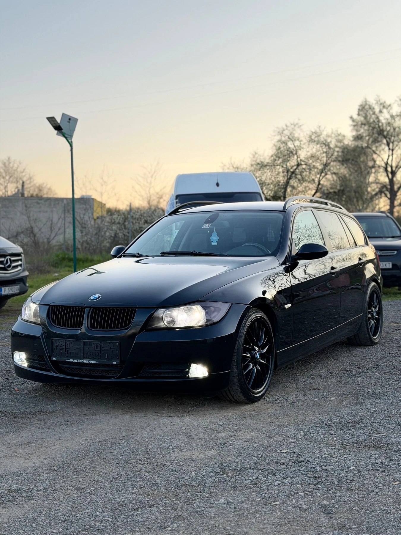 BMW 320 D * TOURING* 163 к.с., снимка 2 - Автомобили и джипове - 54160512