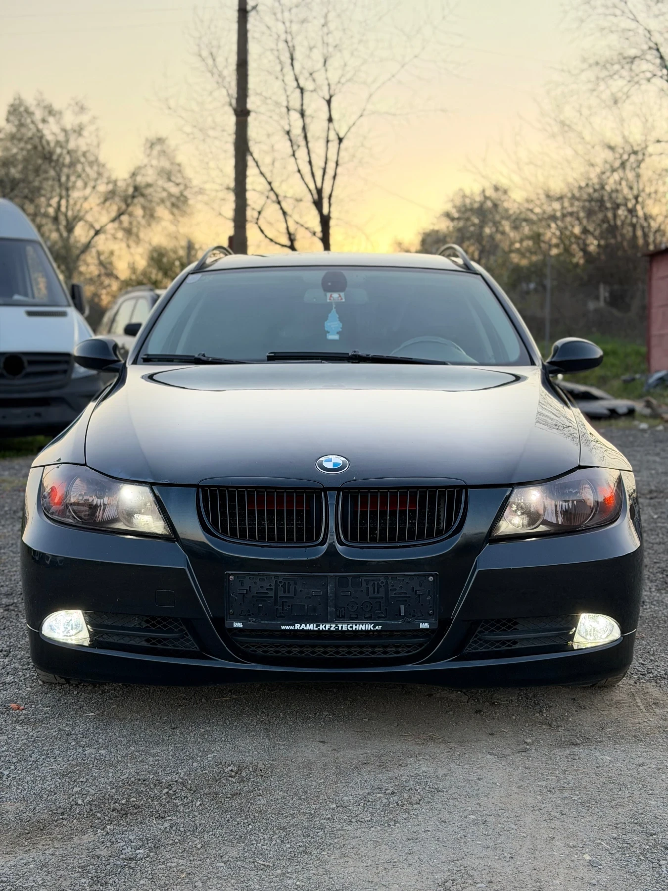 BMW 320 D * TOURING* 163 к.с., снимка 3 - Автомобили и джипове - 54160512