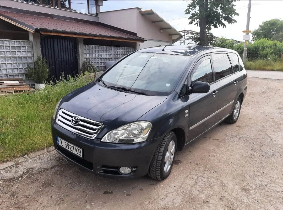 Toyota Avensis verso