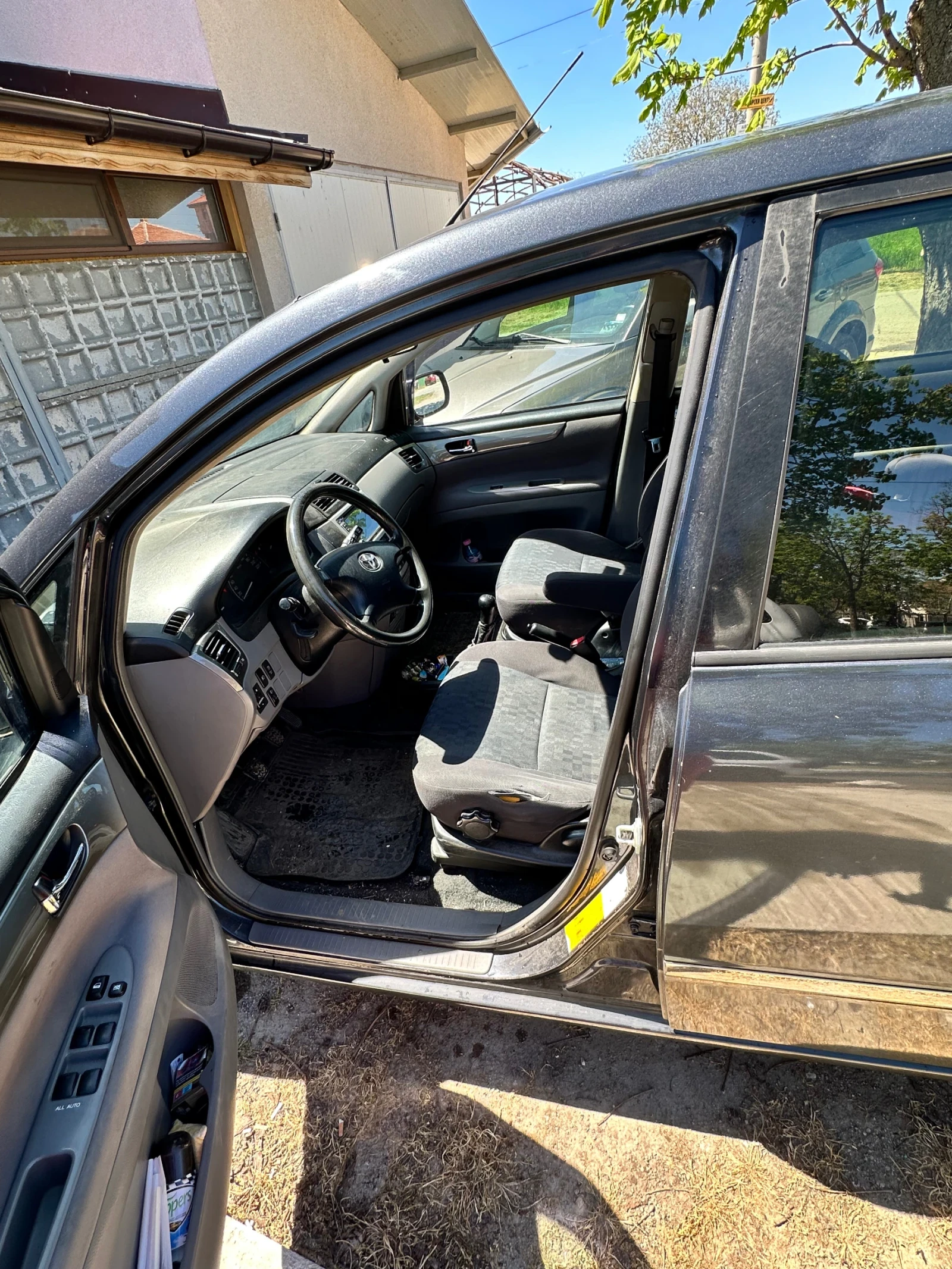 Toyota Avensis verso, снимка 10 - Автомобили и джипове - 54401201