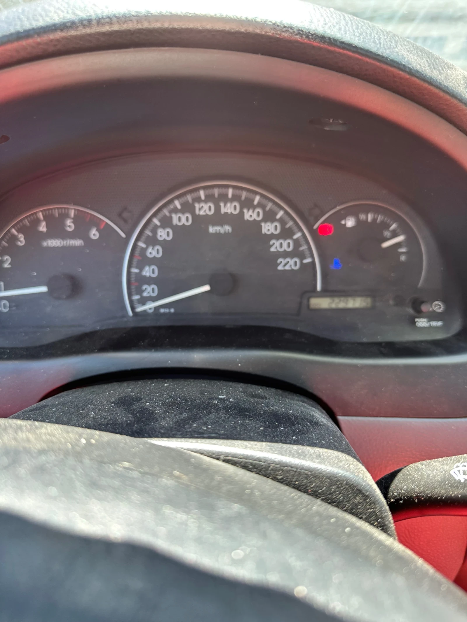Toyota Avensis verso, снимка 5 - Автомобили и джипове - 54401201