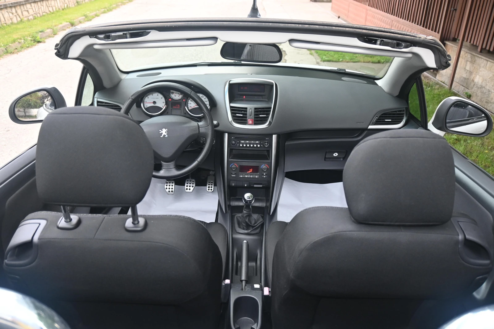 Peugeot 207 56х. км, снимка 17 - Автомобили и джипове - 55053263