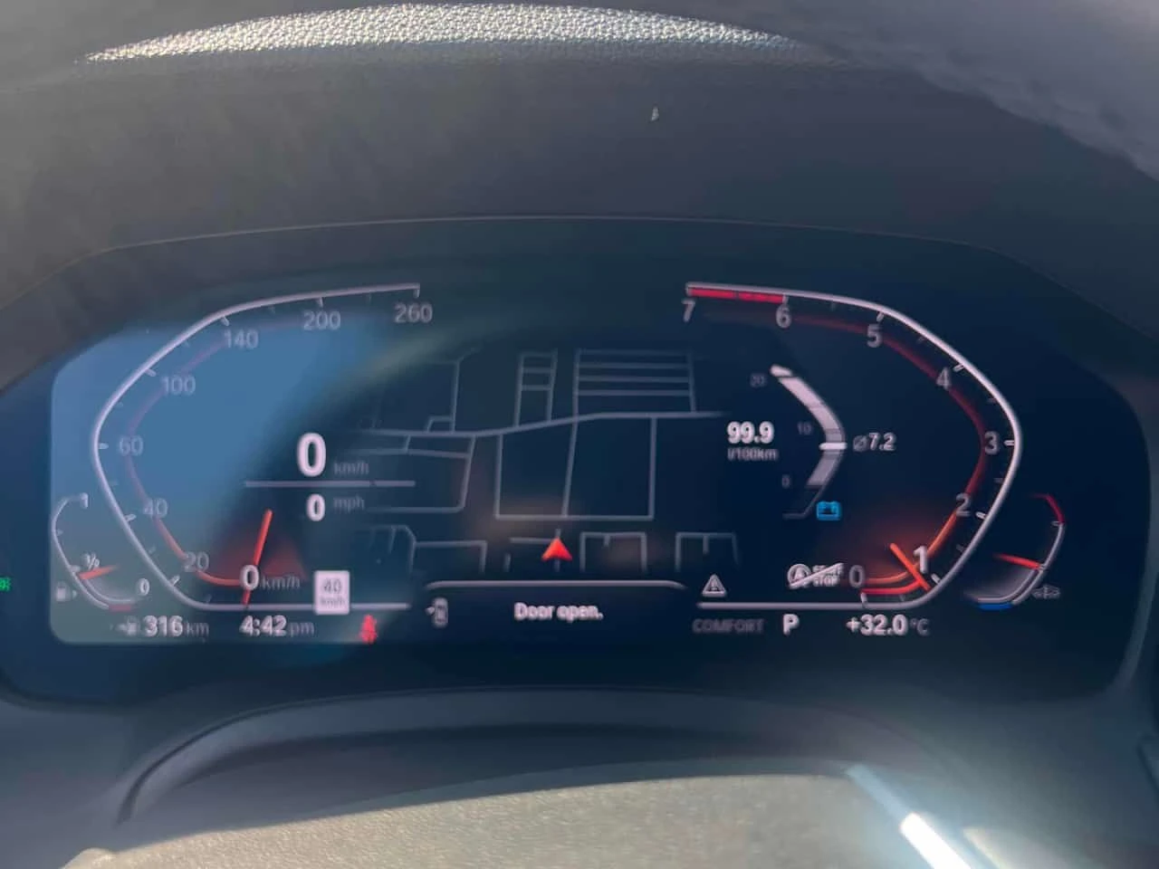 BMW 330 330I XDRIVE/CARFAX/ПОДГРЕВ/ПАМЕТ/ШИБЕДАХ, снимка 8 - Автомобили и джипове - 55409879