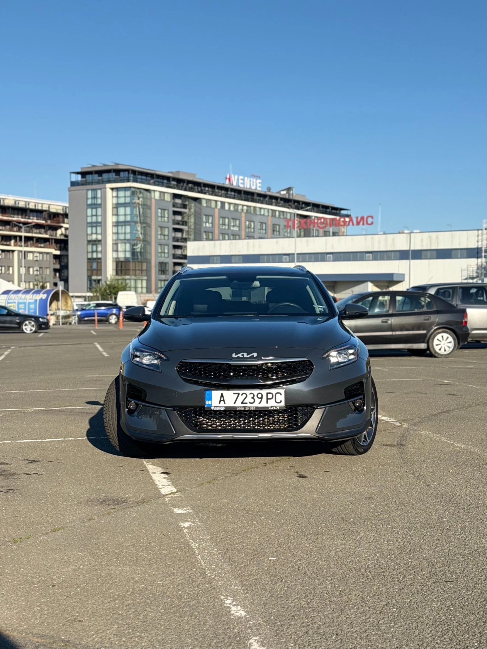 Kia XCeed 1.5 T - GDI, снимка 2 - Автомобили и джипове - 55494702
