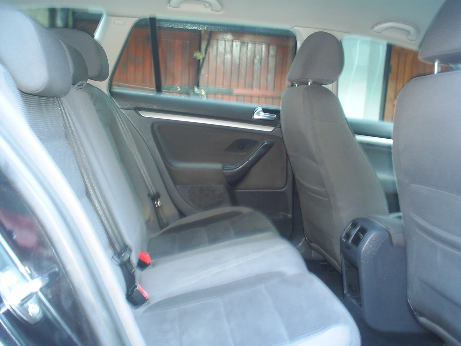 VW Golf 1.9 TDI 4-Motion, снимка 12 - Автомобили и джипове - 55581477