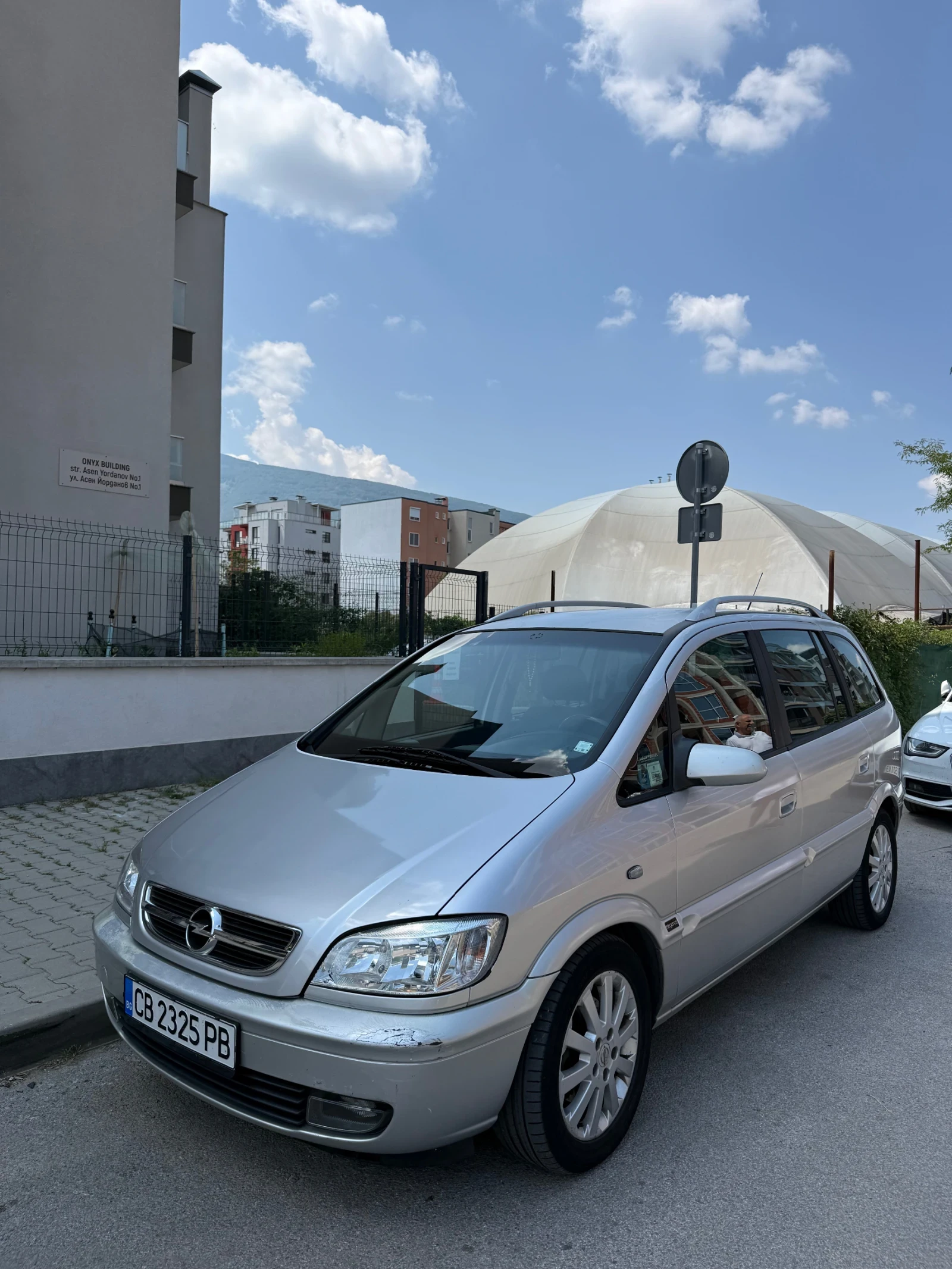Opel Zafira, снимка 4 - Автомобили и джипове - 55603027