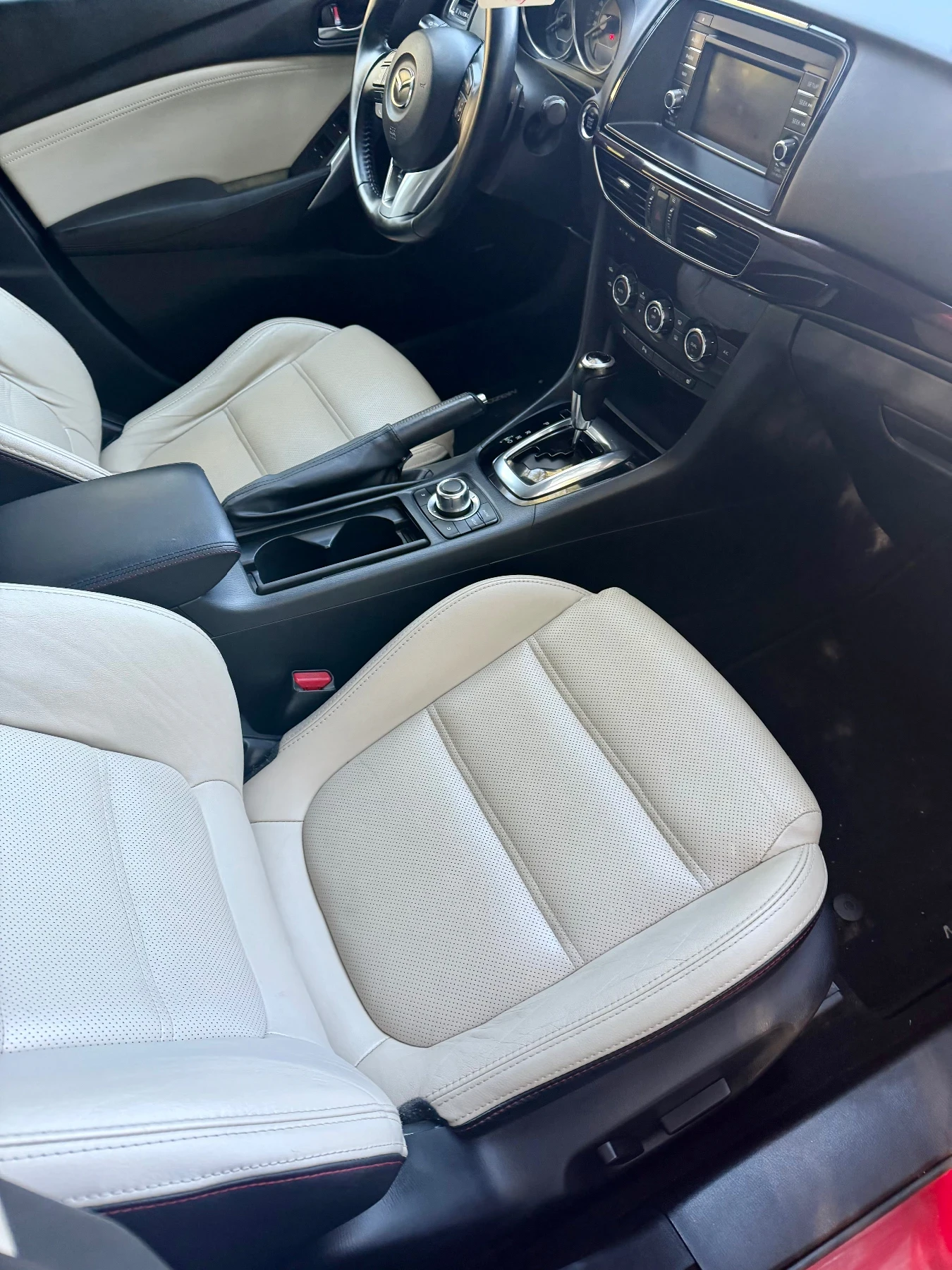 Mazda 6 2.2/Auto/Navi/Kamera, снимка 9 - Автомобили и джипове - 56023069