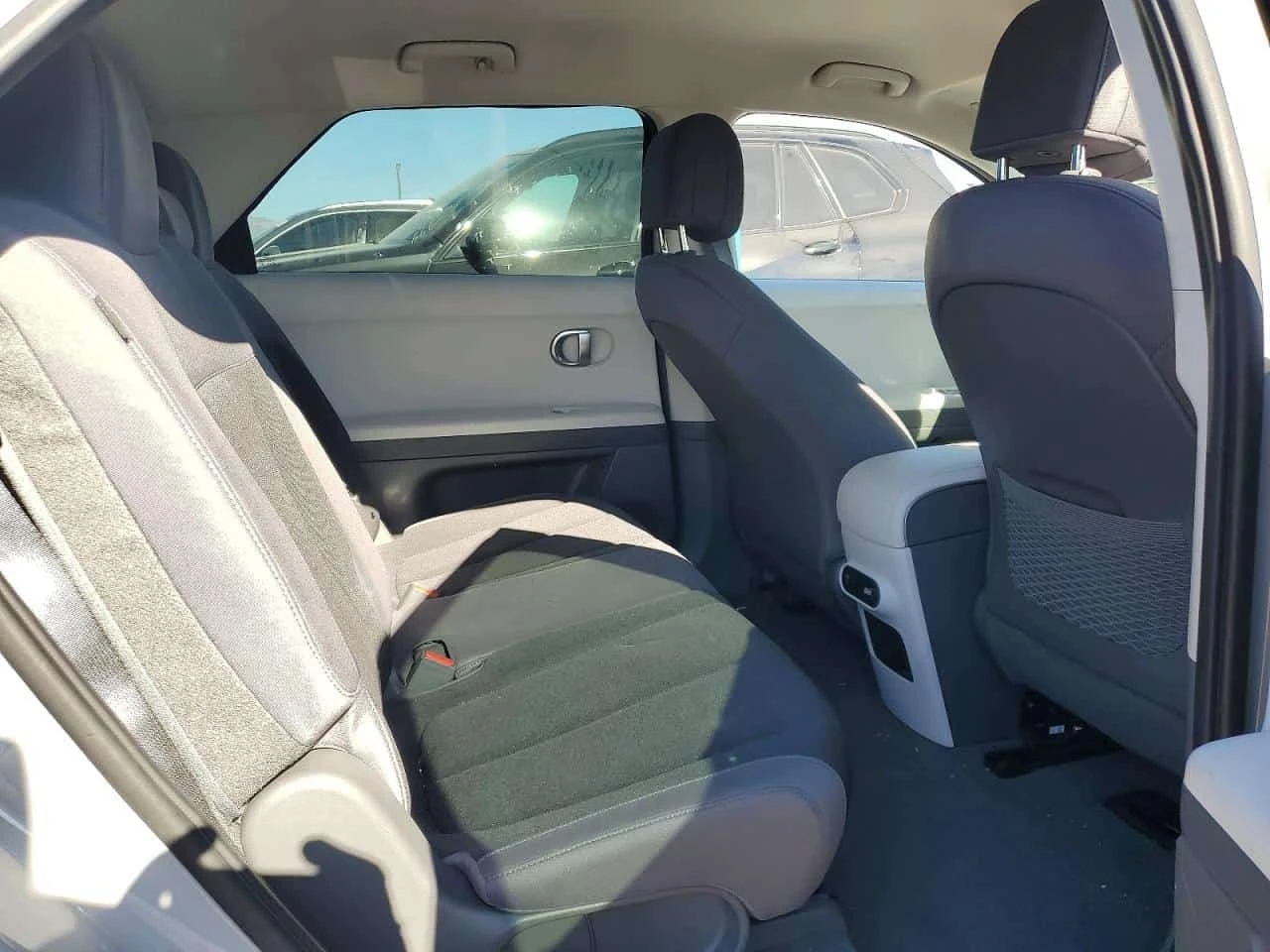 Hyundai Ioniq  SEL / ������������� / Carfax / ����������  | Mobile.bg � ����������� 10
