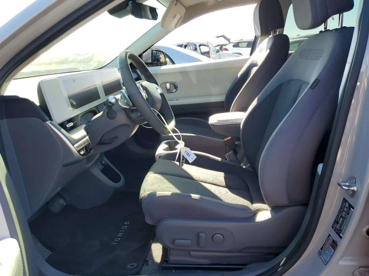 Hyundai Ioniq  SEL / ������������� / Carfax / ����������  | Mobile.bg � ����������� 7