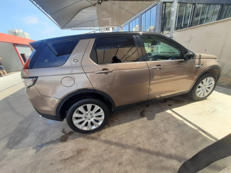 Land Rover Discovery Sport, снимка 4 - Автомобили и джипове - 46555932