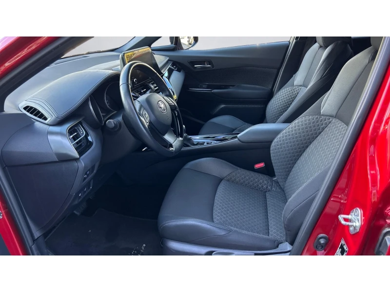 Toyota C-HR Месечна вноска от 520 лв., снимка 12 - Автомобили и джипове - 52411202