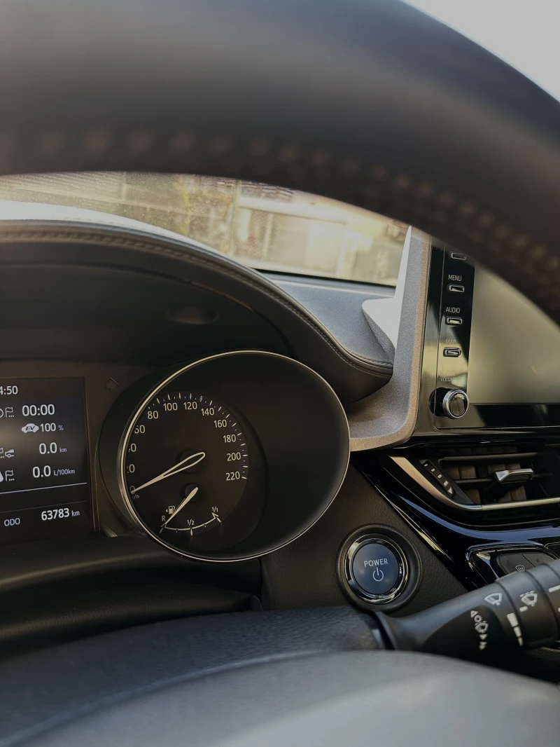 Toyota C-HR 1.8 HYB E-CVT ГАРАНЦИОННА, снимка 11 - Автомобили и джипове - 52831966