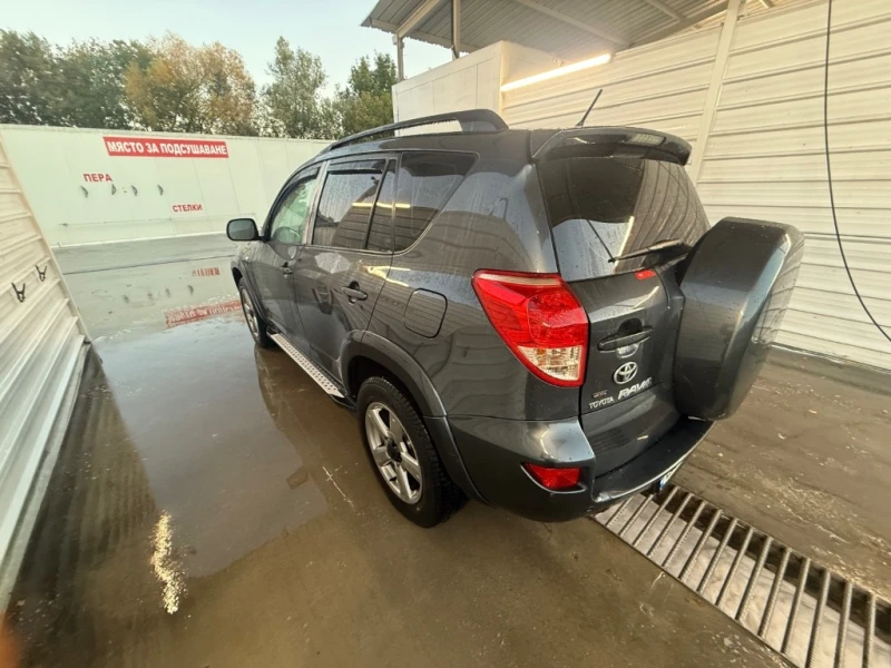 Toyota Rav4 2.2 dcat, снимка 15 - Автомобили и джипове - 53124232