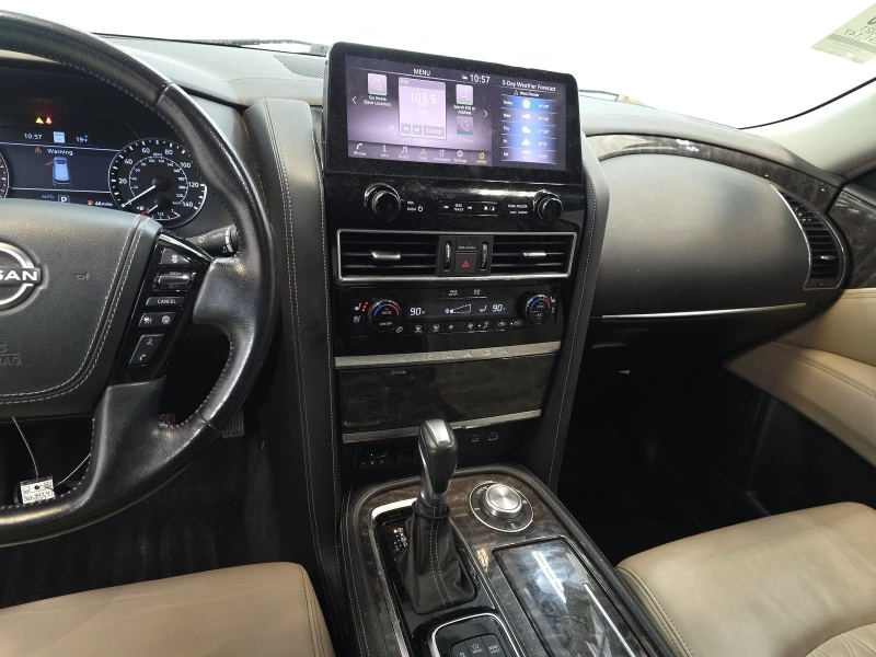 Nissan Armada PLATINUM 5.6L 3xTV/ОБДУХВАНЕ/DISTRONIC/FULL!!!, снимка 11 - Автомобили и джипове - 53233379