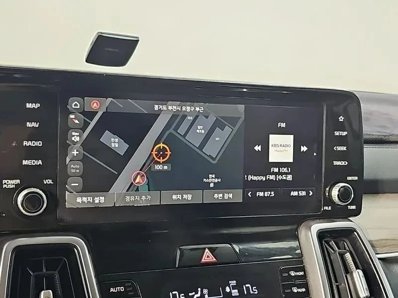 Kia Sorento, снимка 14 - Автомобили и джипове - 56727336
