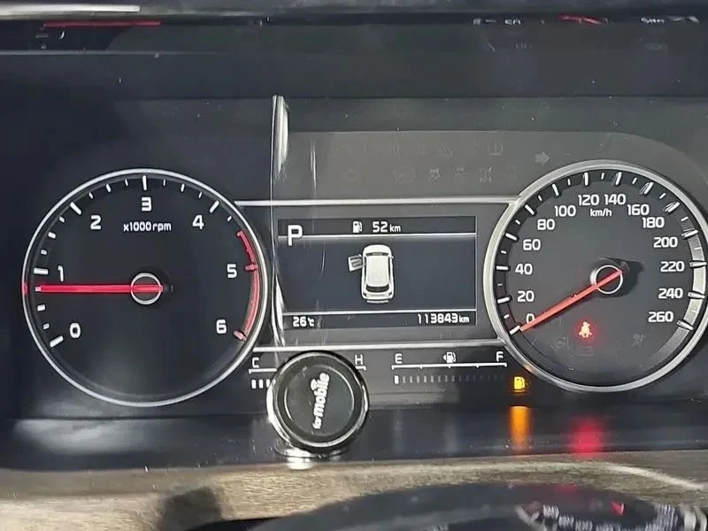 Kia Sorento, снимка 7 - Автомобили и джипове - 56727336