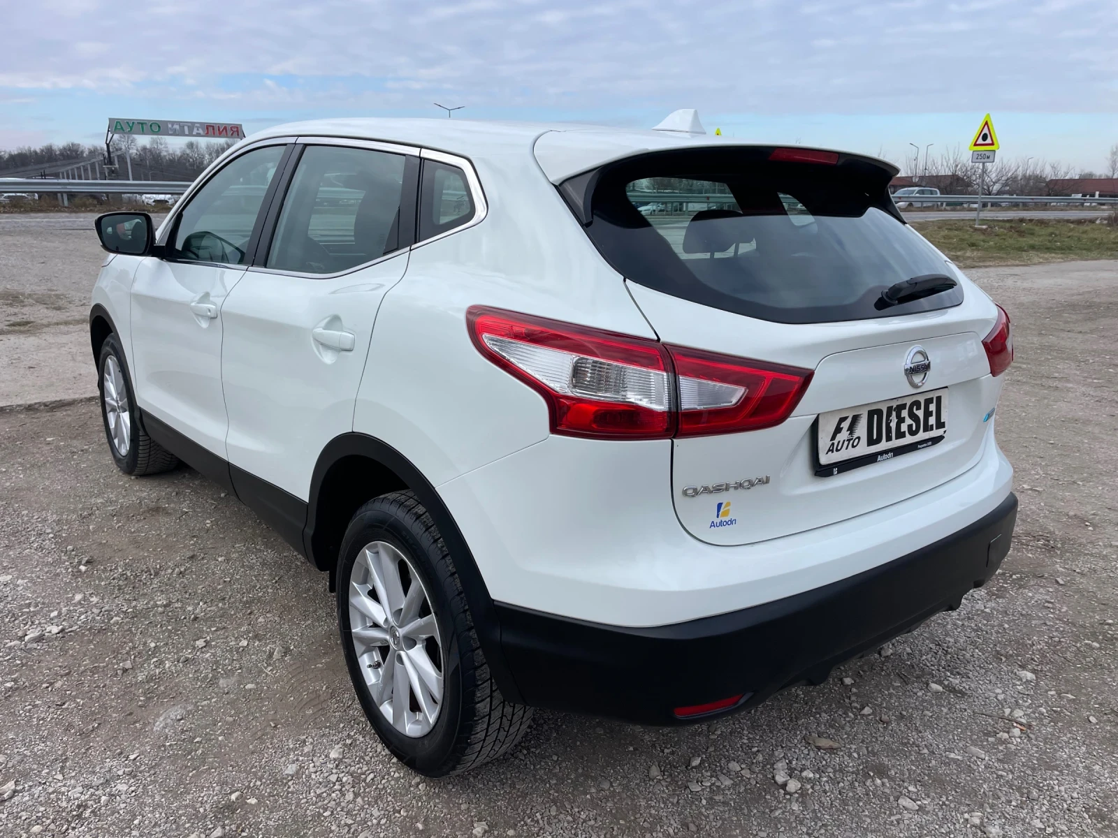 Nissan Qashqai 1.5DCI-110-LED-FEIS-ITALIA | Mobile.bg — изображение 12
