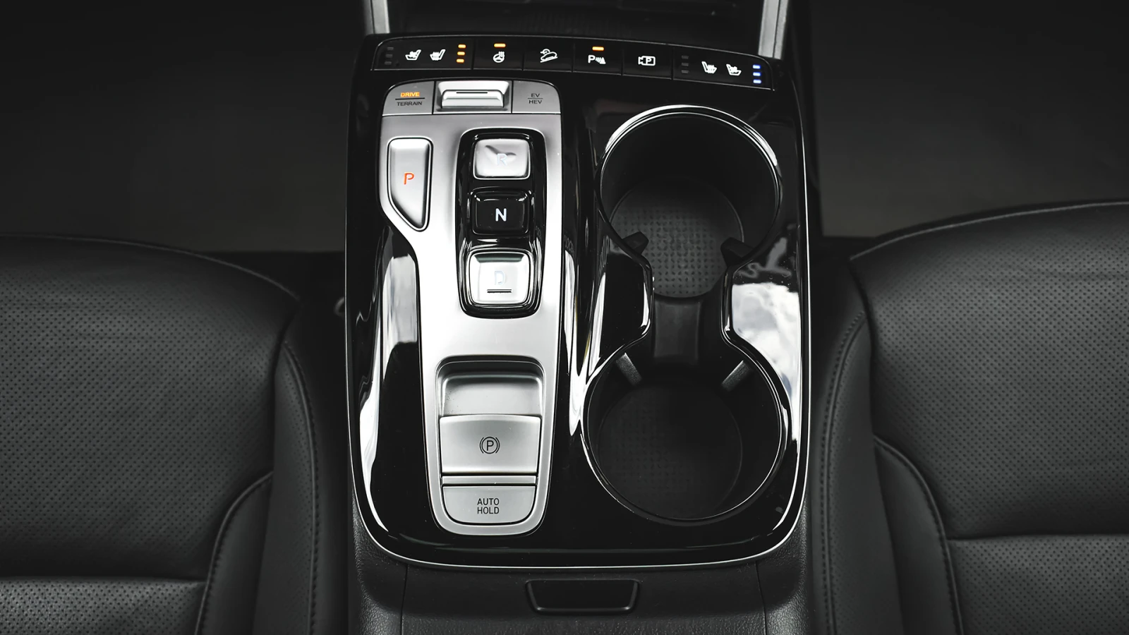 Hyundai Tucson 1.6 T-GDi PREMIUM Plug-in Hybrid 4x4 Automatic | Mobile.bg   11