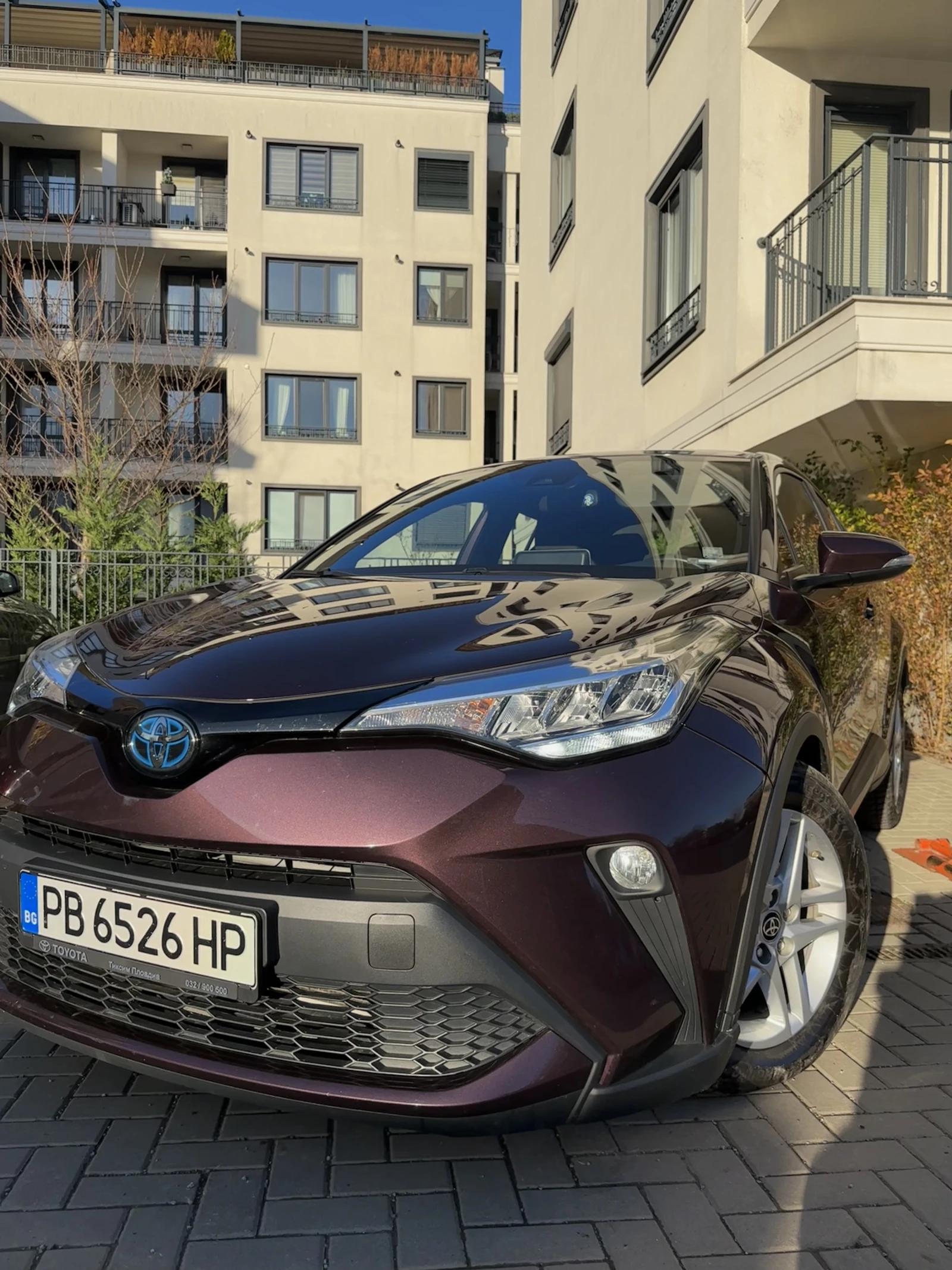 Toyota C-HR 1.8 HYB E-CVT ГАРАНЦИОННА - изображение 2