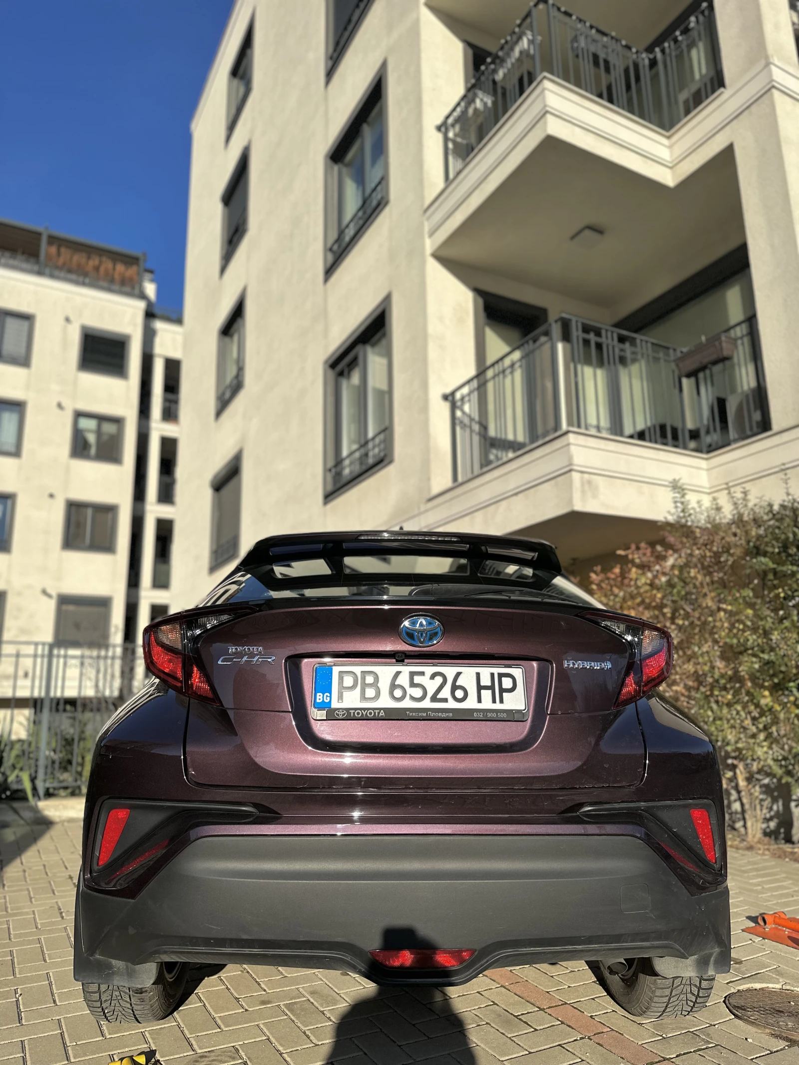 Toyota C-HR 1.8 HYB E-CVT ГАРАНЦИОННА - изображение 4