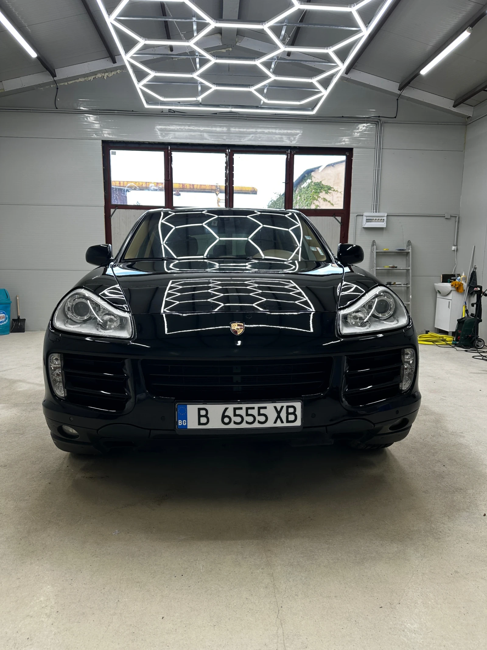 Porsche Cayenne  - изображение 2