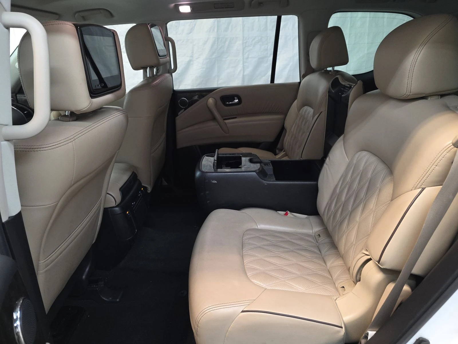 Nissan Armada PLATINUM 5.6L 3xTV/���������/DISTRONIC/FULL!!! | Mobile.bg � ����������� 12